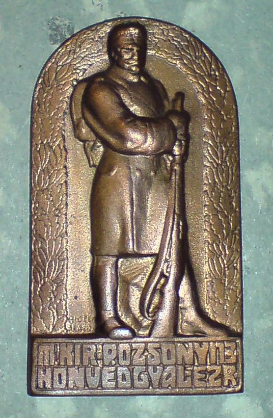 13. honvéd Bratislava.jpg